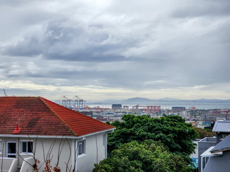 1 Bedroom Property for Sale in Woodstock Western Cape